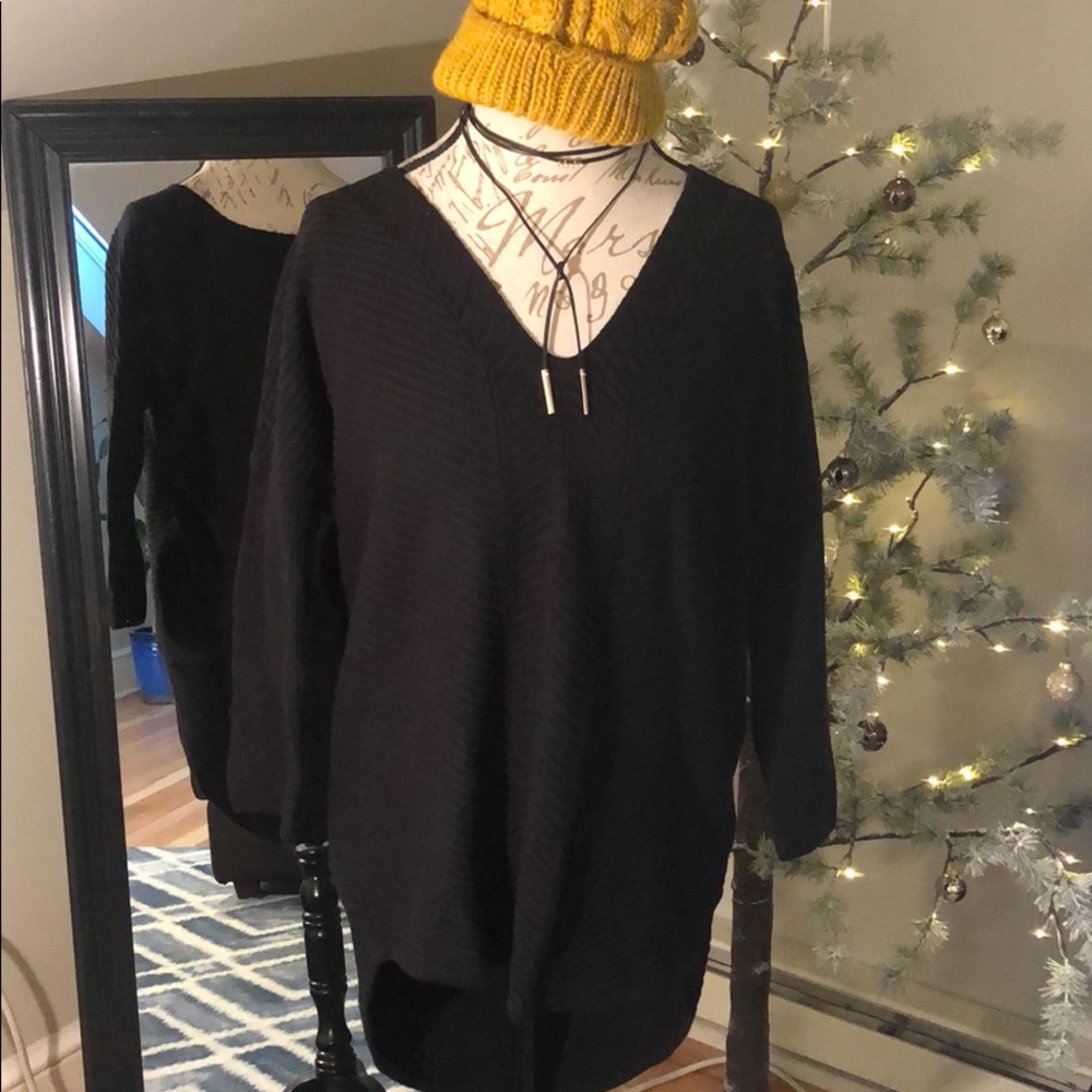 EXPRESS ✨ Black sweater